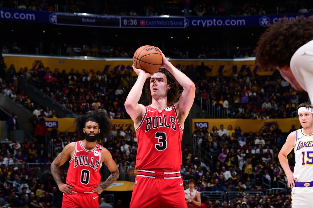 罗伯逊：萨拉赫是队史最佳之一，希望能继续与他并肩作战